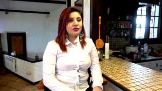 [JacquieetMichelTV] Juliana (25 years old, very caliente barmaid! / 03.17.2021)