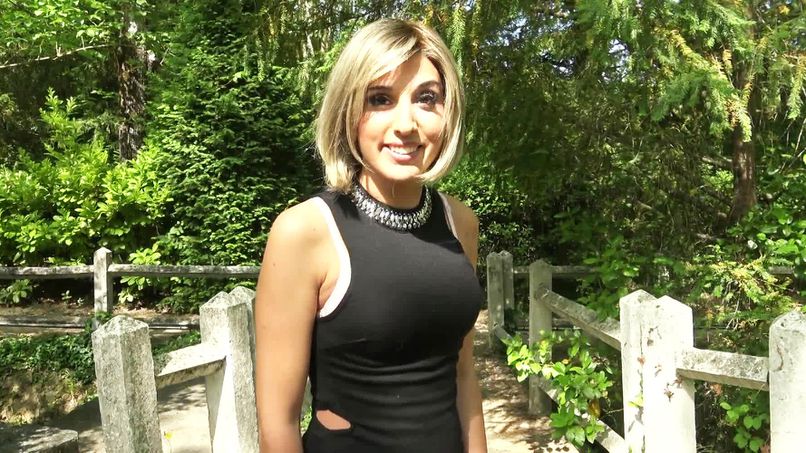 [JacquieetMichelTV] Assia (Assia did not know the double … / 06.07.2021)