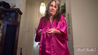 [AuntJudys] Grace (Spying on Grace Gets You a Handjob / 10.18.2021)
